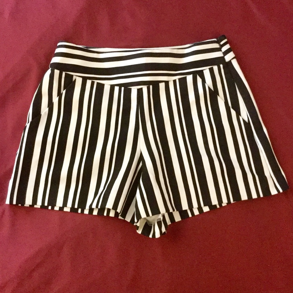 ZARA striped shorts size M NWOT
